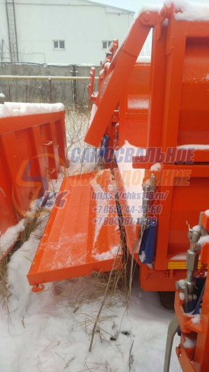 Платформа 55102 / 45143 с двумя рядами бортов и задним открывающимся бортом 17м3